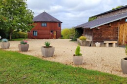 La Maison Ronde et ses Cahutes