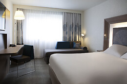 Novotel Fontainebleau Ury